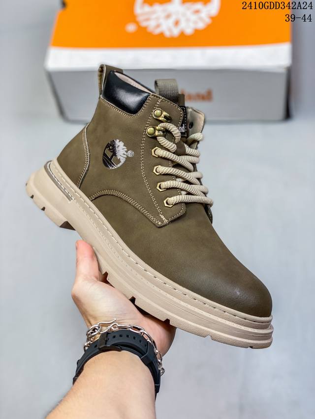 Timberland添柏岚 天伯伦户外中帮休闲大黄靴系列 广东大厂品质 原盒原包装 面料采用意大利顶级磨砂细纹牛皮 搭配防臭防腐真皮乳胶鞋垫 给您完美的穿着体验