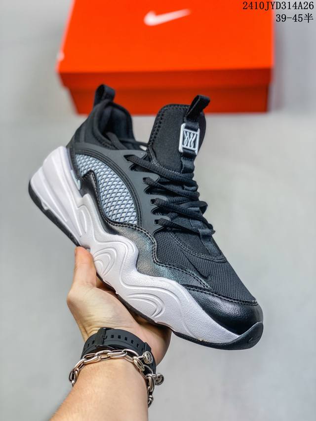 新品实拍 公司级版本耐克 Nike M2K Tekno PLUS复古休闲老爹鞋。 M2K Tekno采用了支撑力出众的组合材质鞋面，结合轻盈缓震的泡棉中底，带来