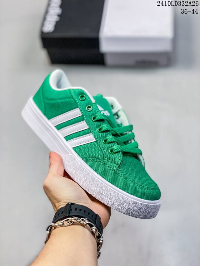 阿迪达斯 Adidas Gvp Canvas Str 三叶草校园系列军绿帆布面时尚休闲板鞋 码数：36-44 编码：10LD332A26