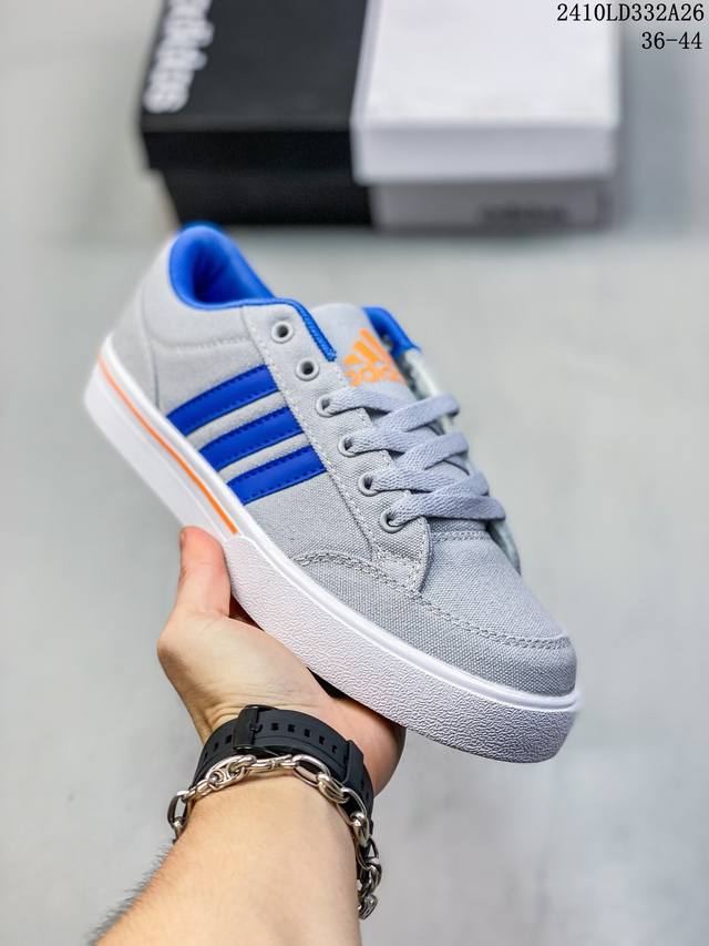 阿迪达斯 Adidas Gvp Canvas Str 三叶草校园系列军绿帆布面时尚休闲板鞋 码数：36-44 编码：10LD332A26