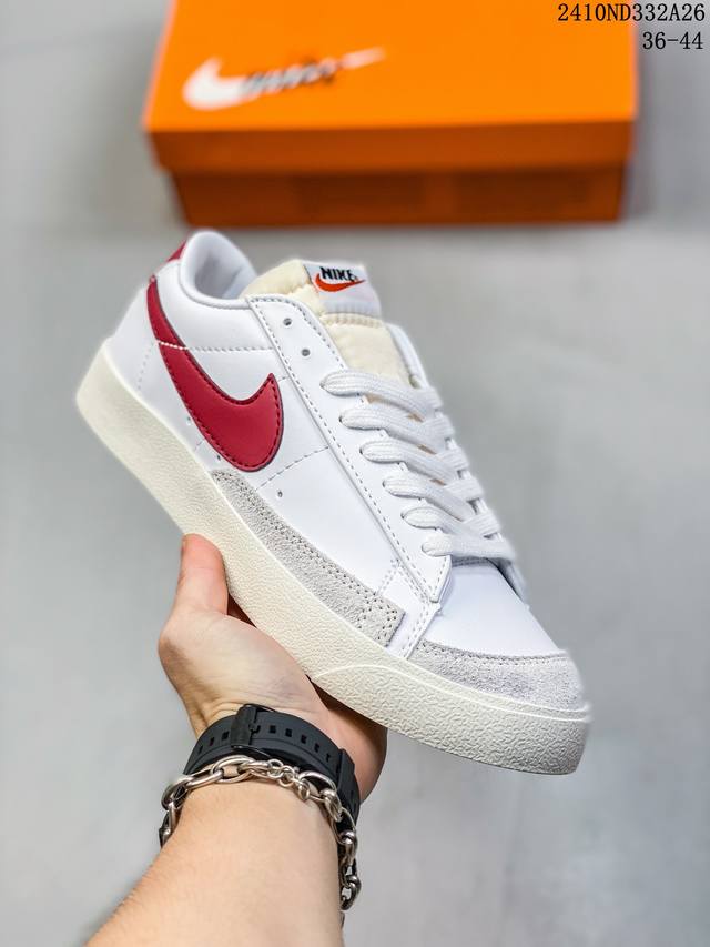 特级福利 真标带半码 耐克Nike Blazer MID77 JUMBO开拓者联名低帮休闲板鞋 尺码：36-44 编码：10ND332A26