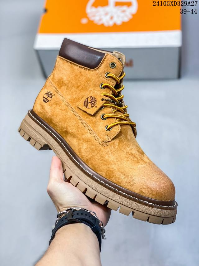 Timberland添柏岚 天伯伦经典户外休闲大黄靴系列 广东大厂品质 原盒原包装 面料采用意大利顶级磨砂细纹牛皮 搭配防臭防腐真皮乳胶鞋垫 给您完美的穿着体验