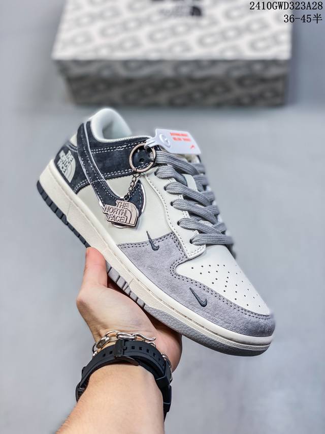 海外爆款限量发售！公司级 Travis Scott x Fragment Design x Jordan Air Jordan 1 Low OG SP “斯图西