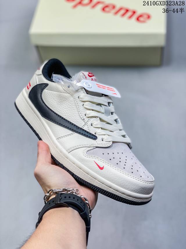 海外爆款限量发售！公司级 Nike SB Dunk Low“斯图西联名 绑带米白黑勾” 周年高端定制 低帮休闲板鞋 定制鞋盒 大厂纯原品质出货 超高清洁度 皮料