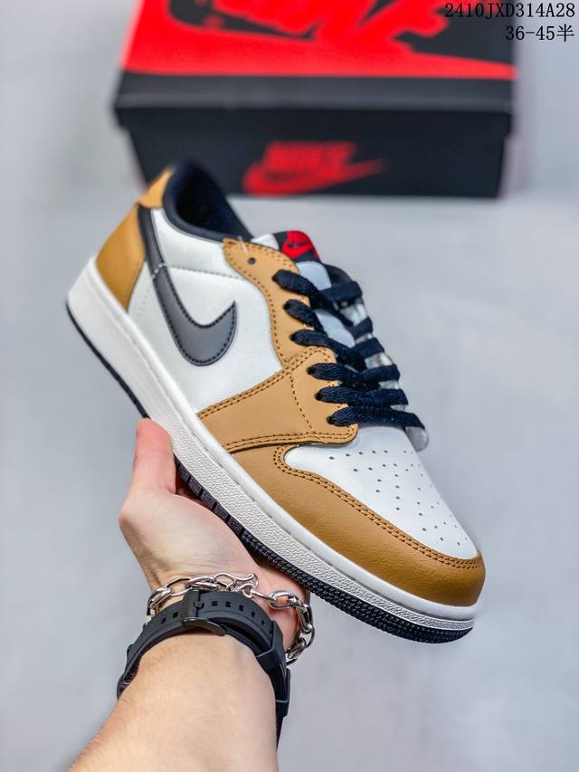 头层皮耐克 乔丹Air Jordan 1 Low AJ1 乔1 乔丹1代aj1 低帮复古文化休闲运动篮球鞋。从1985 年面世的元年款汲取设计灵感，采用简洁大方