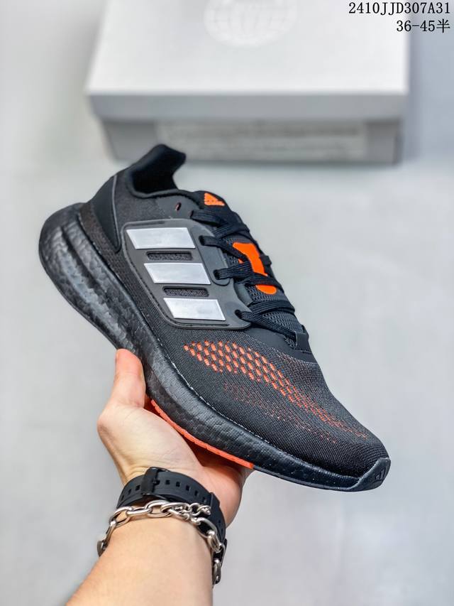 真爆 阿迪达斯 ADIDAS 超弹跑步系列 PUREBOOST 22 男女鞋新款稳定排汗减震回弹防滑耐磨跑步运动鞋跑步鞋。含再生材料的短距离跑步鞋，PUREBO