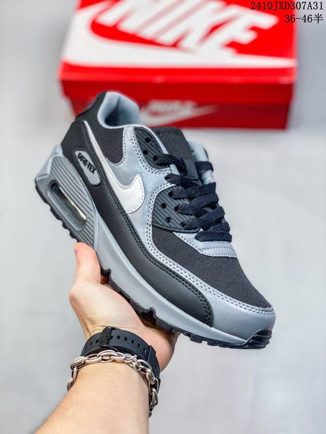 公司级 NIKE耐克运动鞋 Air max 90 健身运动跑鞋休闲鞋 复古风十足！Air Max 90 作为 Nike 旗下最经典的鞋型之一，凭借着百搭的造型，