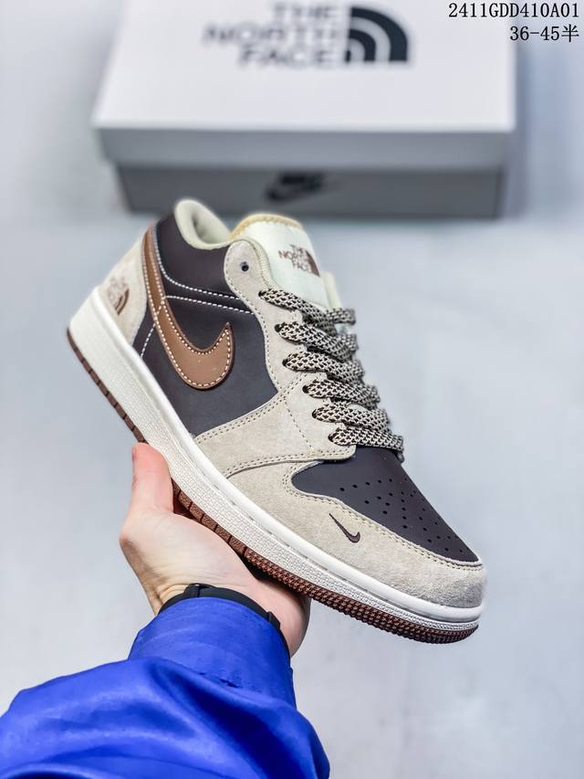 公司级Air Jordan 1 Low AJ1乔1低帮休闲板鞋 同步官方配色 市场唯一独家头层皮打造 原鞋原档案开发 原厂皮料 原档冲孔鞋头 正确满胶鞋垫 四线