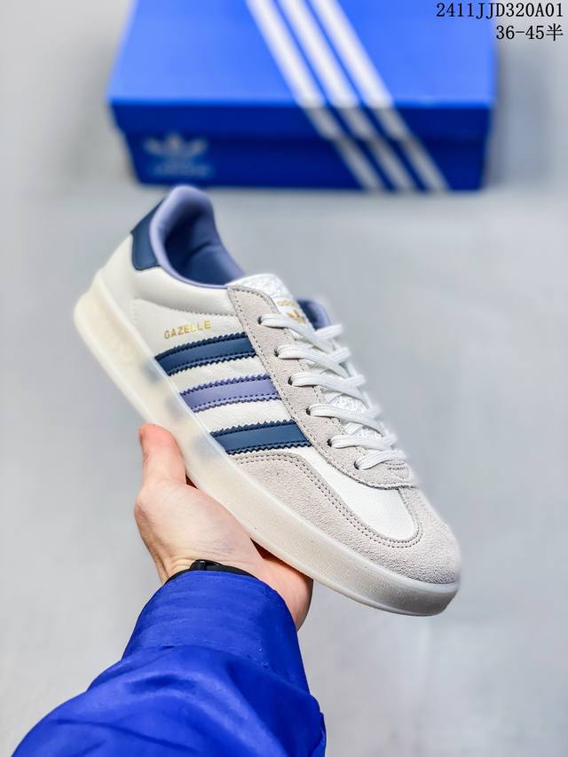 AD Gazelle Indoor Trainers 羚羊内训系列低帮复古百搭休闲运动德训风板鞋 草莓熊 IF 9 90年代经典的复刻版！自60年代以足球训练鞋