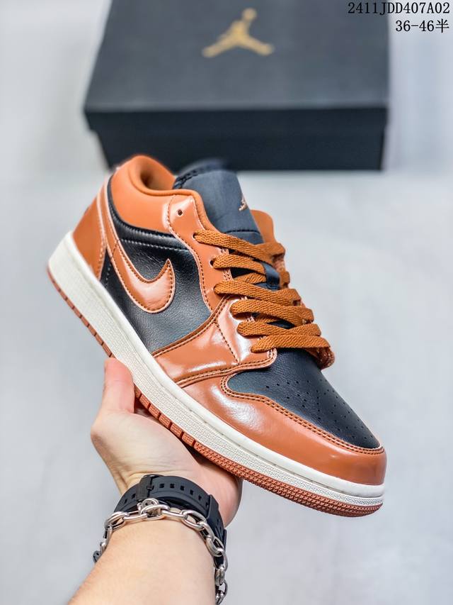 Jordan Air Jordan 1 Low百搭舒适防滑耐磨aj1低帮篮球鞋 湖人海军蓝 鸳鸯 货号 : HM3711-144 尺码 : 36-46 带半码