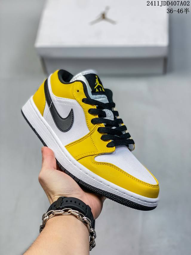 Jordan Air Jordan 1 Low百搭舒适防滑耐磨aj1低帮篮球鞋 湖人海军蓝 鸳鸯 货号 : HM3711-144 尺码 : 36-46 带半码