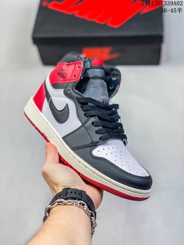 Air Jordan 1 Low AJ1乔1中帮休闲板鞋 同步官方配色市场原鞋原档案开发 原厂皮料 原档冲孔鞋头 正确满胶鞋垫 四线拉帮 原厂织唛标 鞋舌高弹海