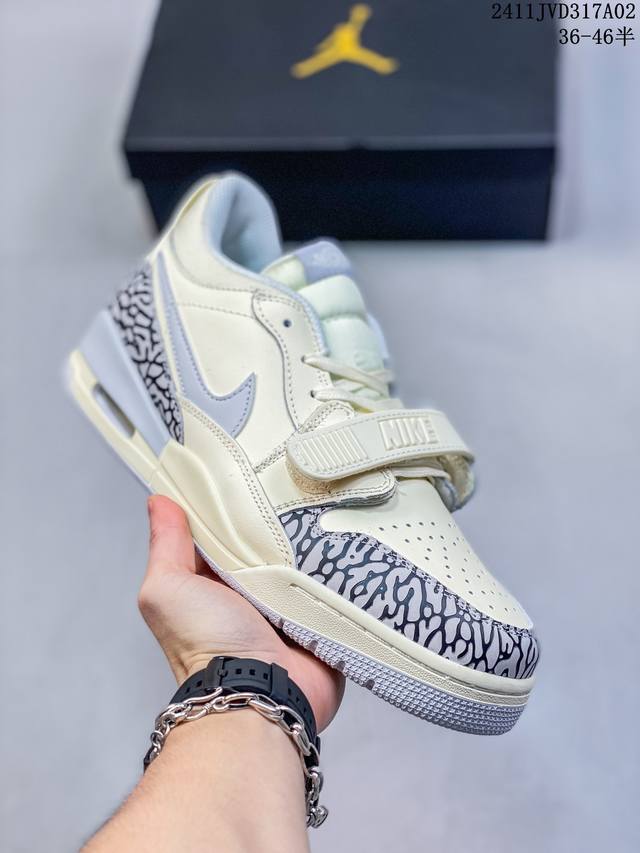 Air Jordan Legacy 312 米白 乔丹篮球鞋系列 号称 “最强三合一” 的 Jordan Legacy 312，自然有着杂交结合的设计，它的名字