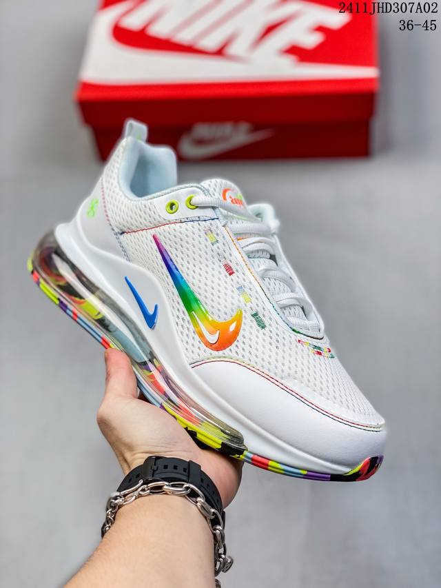 Nike耐克 AIR MAX PULSE 技术风球鞋 休闲运动气垫跑步鞋。大热潜力股，Nike 亮相全新 Air Max Pulse 鞋型， 舒适到飞 律动到底