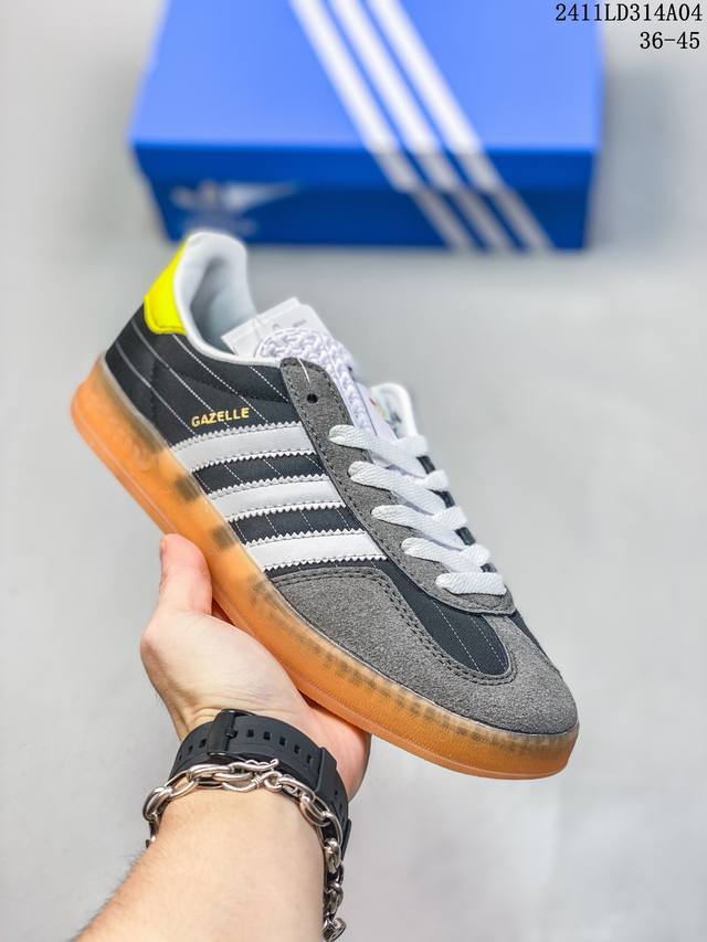 特价 真标adidas Originals Gazelle INdoor 三叶草休闲防滑耐磨低帮板鞋 鞋头出色设计 塑就出众贴合感 稳固的后跟贴合足部曲线设计