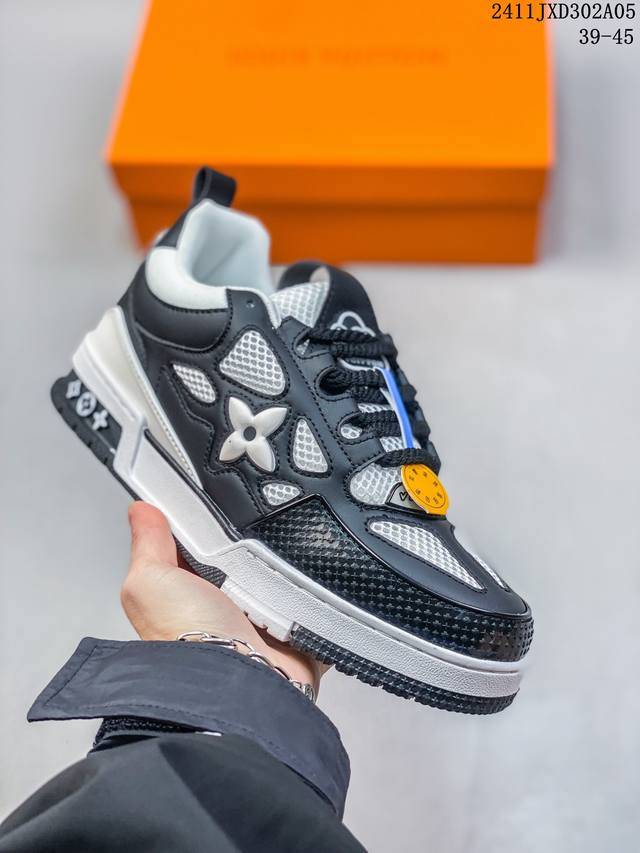 路易威登 Louis Vuitton LV路易威登板鞋 新款 LV Trainer最新配色运动鞋 L家 篮球鞋风格运动鞋 该鞋由艺术总监 VIRGIL ABLO