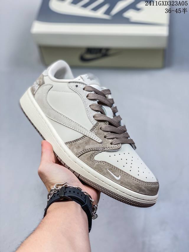 海外爆款限量发售！公司级 Nike SB Dunk Low“斯图西联名 贴布灰白深蓝勾” 周年高端定制 低帮休闲板鞋 定制鞋盒 大厂纯原品质出货 超高清洁度 皮