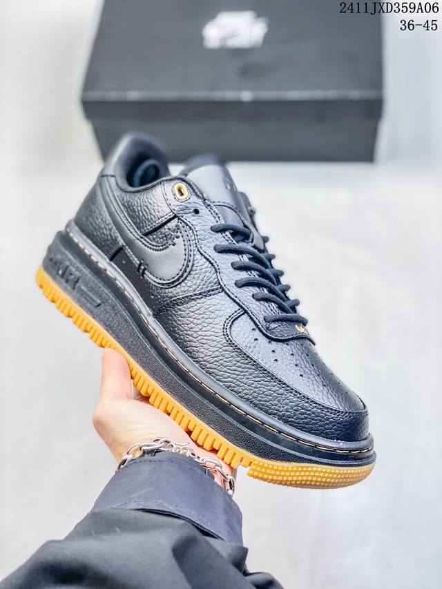 Air Force 1 Low “Pop The Street空军一号低帮百搭休闲运动板鞋。柔软、弹性十足的缓震性能和出色的中底设计，横跨复古与现代的外型结合，