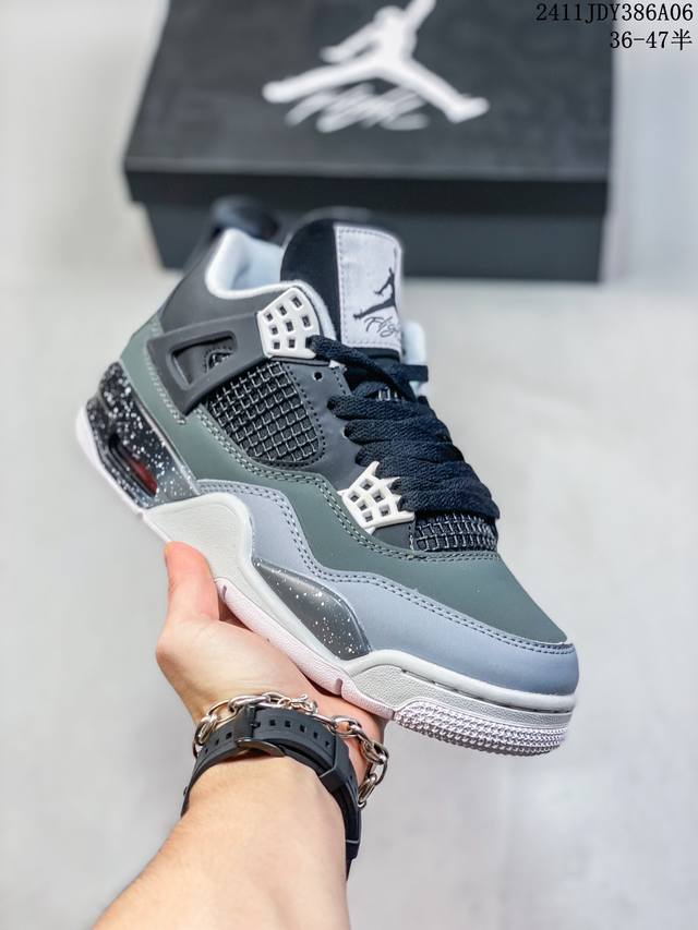 公司级 耐克 新款 Nike Air Jordan 4 Retro OG 中帮 迈克尔 乔丹AJ4代乔4 复古休闲运动文化篮球鞋。秉承轻量化的速度型篮球鞋设计思