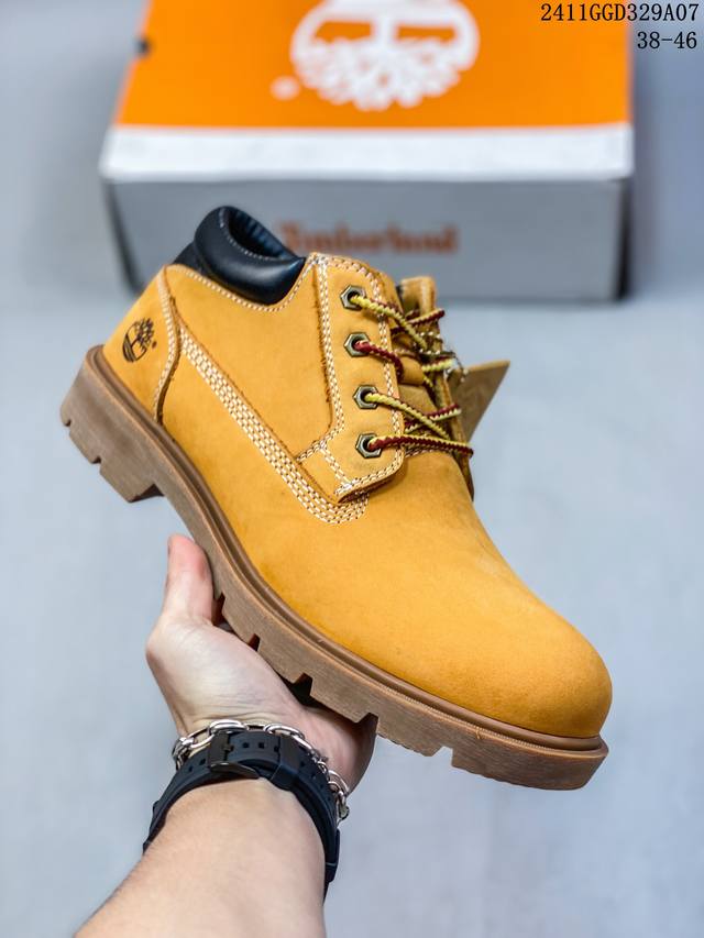 官方同步 新底低帮 Timberland 添柏岚 原楦原纸版数据开发版型，采用国产防水皮料具有抗衡防泼水功能，原厂宝元注射机，四线电脑车线并齐，原装一致全磨砂皮