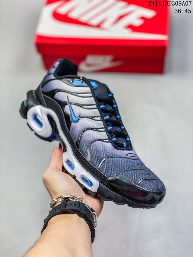 耐克 TN NIKE AIR MAX PLUS TN ULTRA SE 全掌气垫 夏季透气网面拼接 男女缓震跑鞋 货号：DMZ03620 尺码：36-45 编码