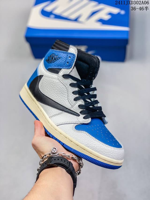 公司级NIKE Air Jordan 1 Retro High AJ1乔丹一代高帮经典复古文化休闲运动篮球鞋 货号:CD4487 尺码:36 36.5 37.5