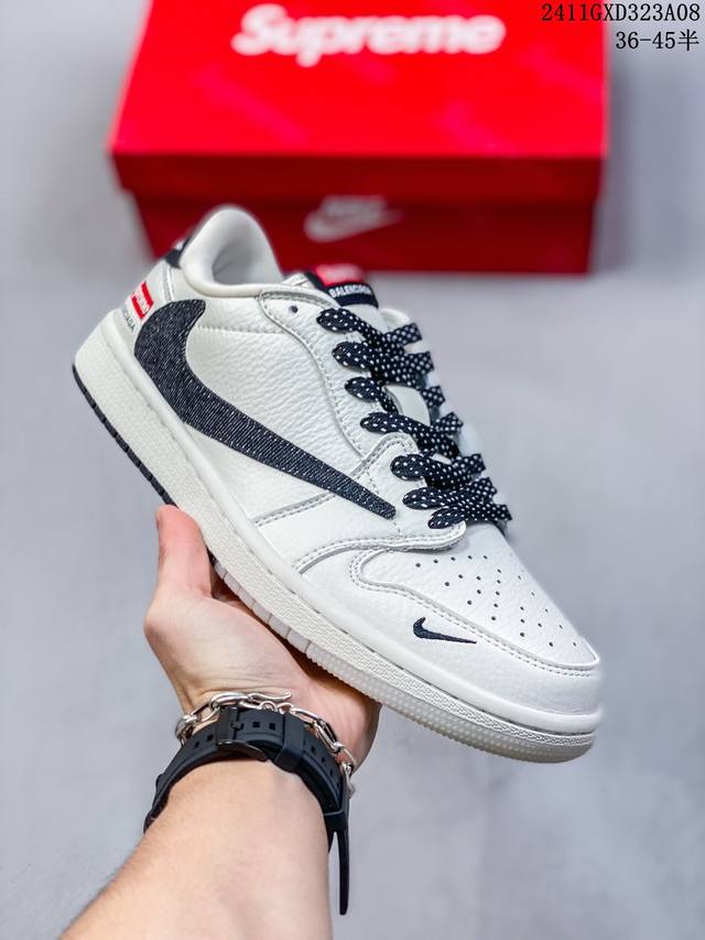 斯图西Stussy-绑带米黑勾海外官方同步发售，斯图西Stussy x Nike Dunk Low 耐克板鞋。Stussy是源于美国的潮流品牌，音译为斯图西，融