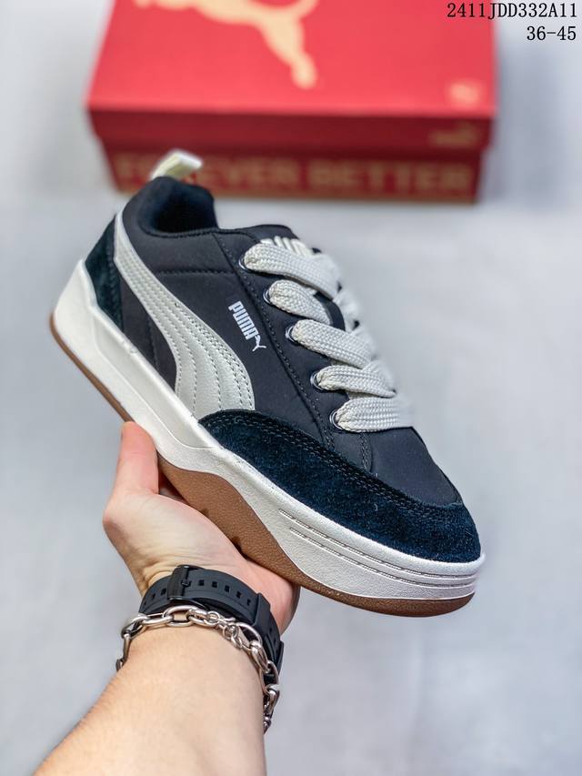 PUMA 彪马 女运动板鞋，原楦原纸版开发版型，采用环保皮革组合鞋面材质，外置耐磨橡胶大底蕾哈娜同系面包鞋太好看了！彪马Puma Park Lifestyle