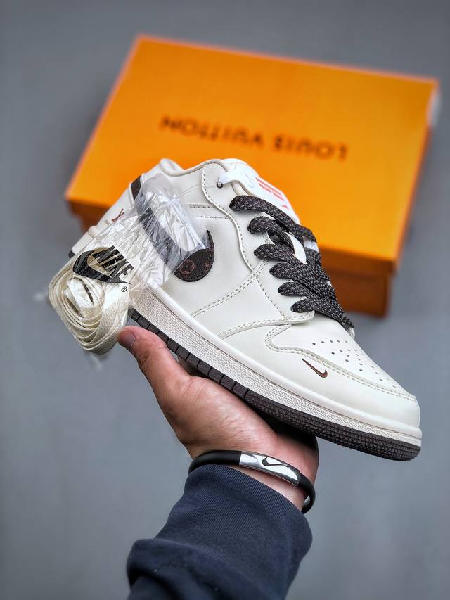 Air Jordan 1 Retro Low x Louis Vuitton 白棕满天星官方同步新色 原装级产物拒绝公底 立体鞋型 细节完美 高清洁度 购置公司