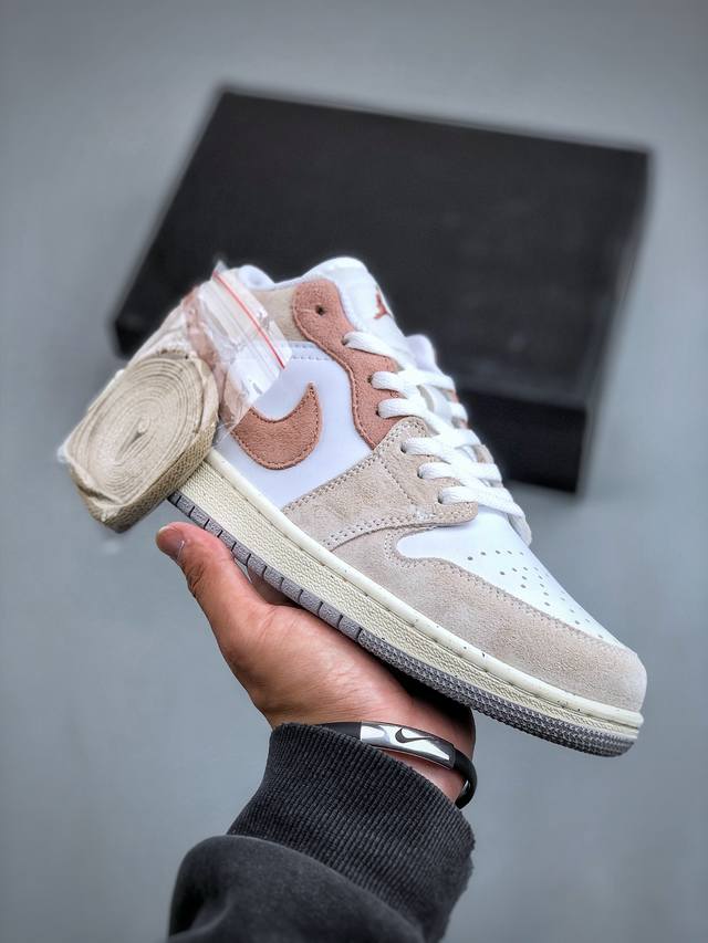 NIKE AIR JORDAN 1 low light bonearchaeo brown 1一代低帮经典复古文化休闲运动篮球鞋“骨白灰深棕” 货号：HF156