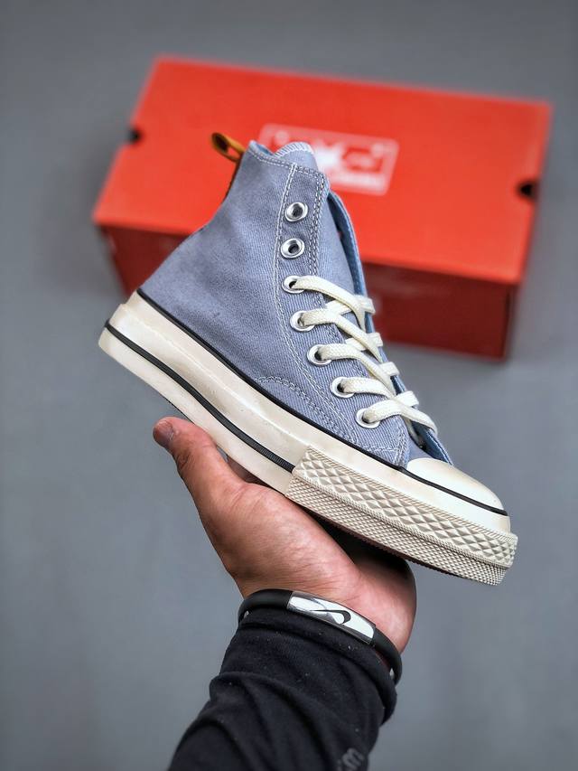 Converse Chuck 1970s 匡威秋冬新款牛仔系列 高端牛仔鞋面 易于打理 结实耐穿 内侧皮质Logo以及后跟皮质提拉设计 高级感十足 复古低调有质