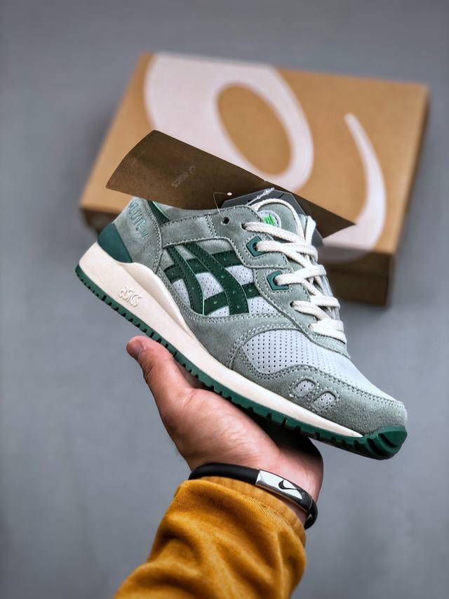 Asics Gel-Lyte III OG系列低帮经典复古休闲运动跑步鞋采用硬质牛剖革组合透气针织鞋面材质 升级EVA全新缓震中底部位科技组合耐磨橡胶外底片 简