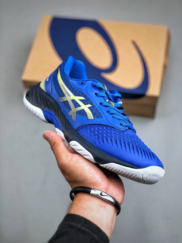 ASICS NETBURNER BALLISTIC FF 3男士高端排球鞋metarise3%轻量回弹运动鞋 亚瑟士 ASICS 推出的这款男子排球鞋，其鞋面由