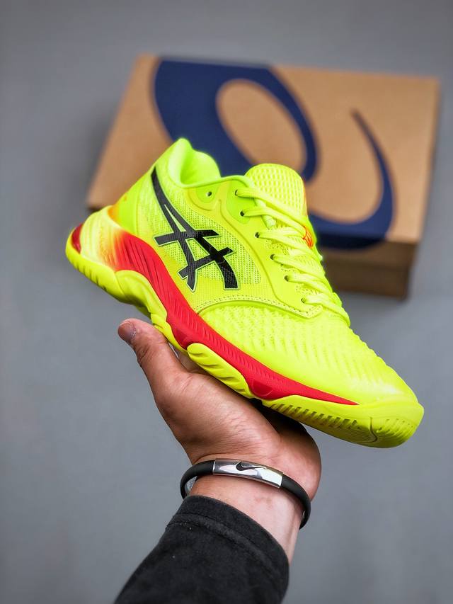 ASICS NETBURNER BALLISTIC FF 3男士高端排球鞋metarise3%轻量回弹运动鞋 亚瑟士 ASICS 推出的这款男子排球鞋，其鞋面由