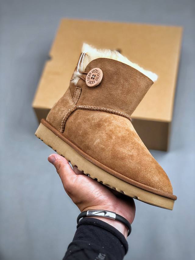 全网最齐 ugg 90个配色 市面顶级版本 UGG Bailey Mini 木扣款 羊皮毛一体雪地靴女款 广州外贸大厂生产 鞋头到鞋垫真羊皮毛一体 独立外盒包装