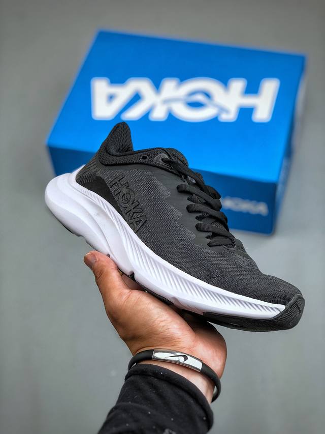 HOKA ONE ONE W SOLIMAR LOW 全新配色 厚底增高运动跑步鞋 户外活动老爹鞋 时尚休闲板鞋 这个品牌来自于新西兰的毛利语，HOKA表示大地