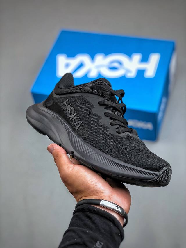 HOKA ONE ONE W SOLIMAR LOW 全新配色 厚底增高运动跑步鞋 户外活动老爹鞋 时尚休闲板鞋 这个品牌来自于新西兰的毛利语，HOKA表示大地