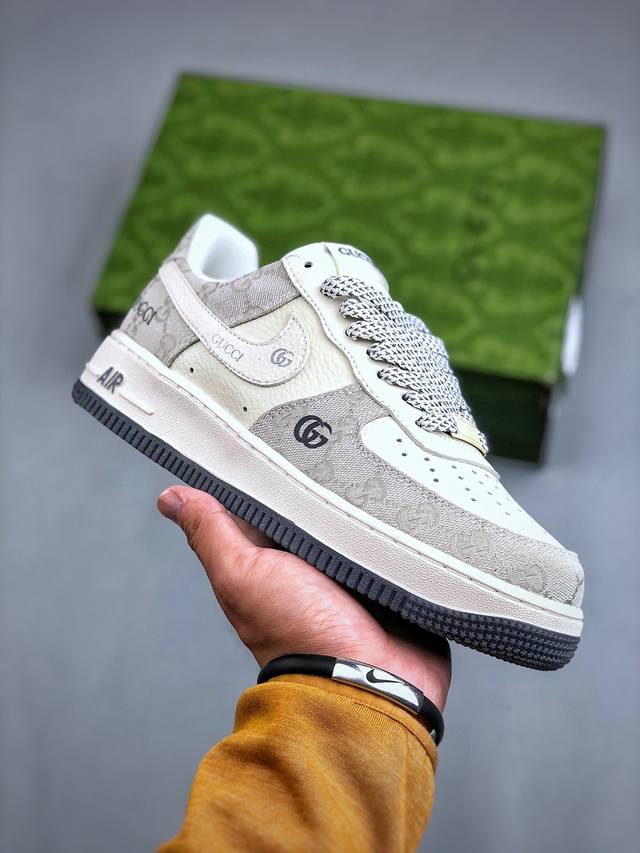 Nike Air Force 1‘07 Low 古驰联名-烟灰 空军一号低帮休闲板鞋 BB9577-102 #配色设计灵感来源于二次元涂鸦风 黑银搭配 高级感拉