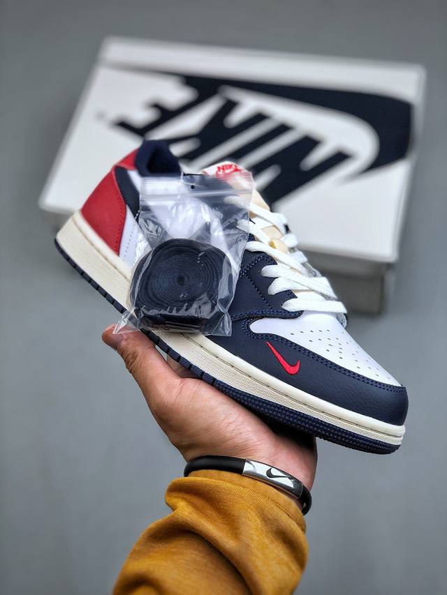 Air Jordan 1 Low OG Howard University AJ1 乔1霍华德大学 低帮文化休闲板鞋 #鞋身整体以皮革材质覆盖，配色方面以白色为