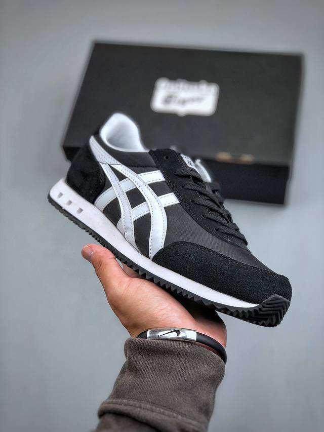 Onitsuka Tiger鬼塚虎 New York 圆头系带耐磨透气 低帮 休闲跑步鞋 男女同款 黑色 货号：1183A205-003 尺码：36-45