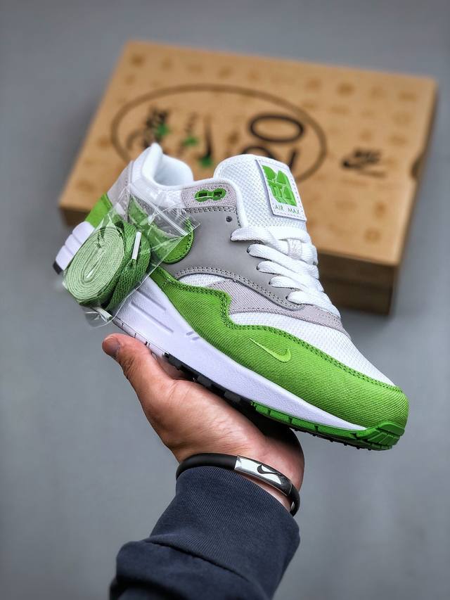 Nike Air Max 1 耐克半掌气垫复古跑步鞋 HF1012-300 尺码：36 36.5 37.5 38 38.5 39 40 40.5 41 42 4