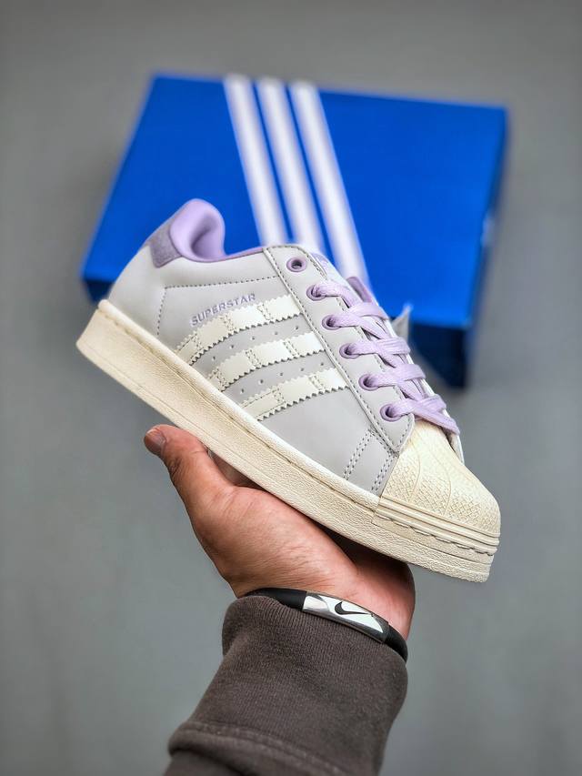 配件丢失扣10 Adidas Originals Superstar经典贝壳头系列低帮百搭休闲运动板鞋 IE1802 尺码：35-40 半