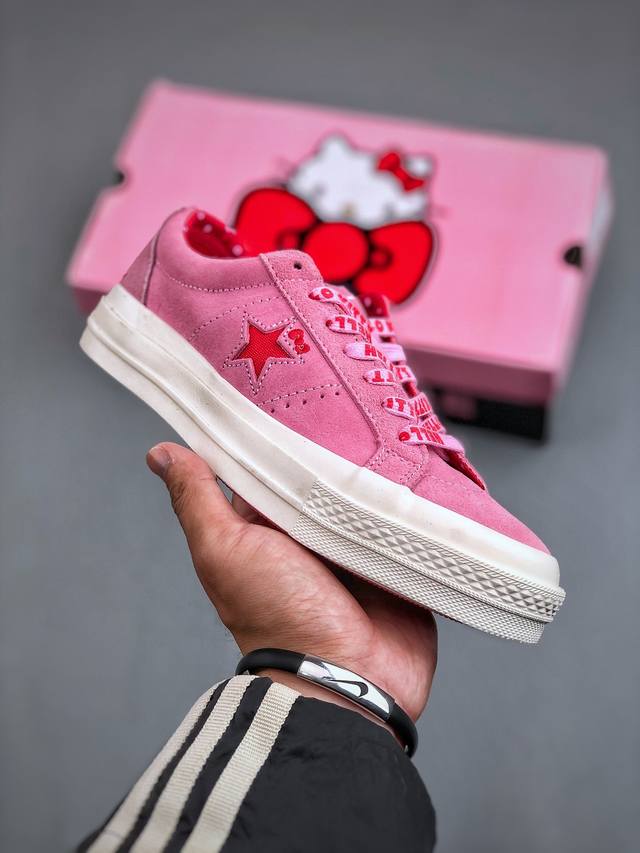 携手日本知名卡通 IP凯蒂猫Hello Kitty x Converse One Star Suede Low Prism Pink 一星古着系列经典低帮复古休