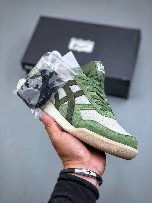 Asics Onitsuka Tiger Ultimate 81 EX 亚瑟士终极系列低帮复古风百搭皮革休闲运动慢跑鞋 货号：1183C074-250 尺码：3