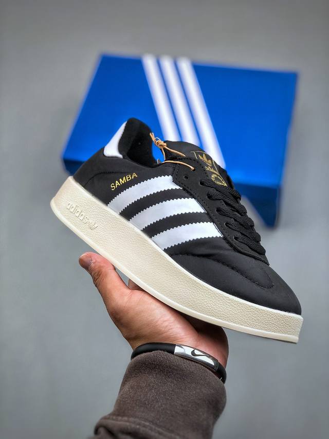 Adidas Originals Samba Home Black White 桑巴居家系列室内外秋冬一脚蹬保暖休闲面包棉鞋“黑白金LOGO” 货号：IE143