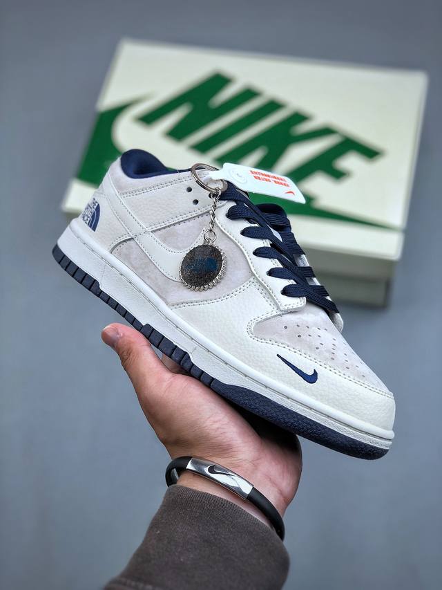 Nike SB Dunk Low 北面联名-灰猪八白勾 周年高端定制 低帮休闲板鞋 KK1333-006 #定制鞋盒 大厂纯原品质出货 超高清洁度 皮料切割干净