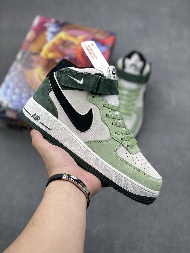 秋冬新品 公司级 Nike Air Force 1 MID 黑军绿 空军一号低帮休闲板鞋 原厂麂皮 原楦原纸板 纯正版型 正品NFC感应芯片 高清洁度 内置全掌