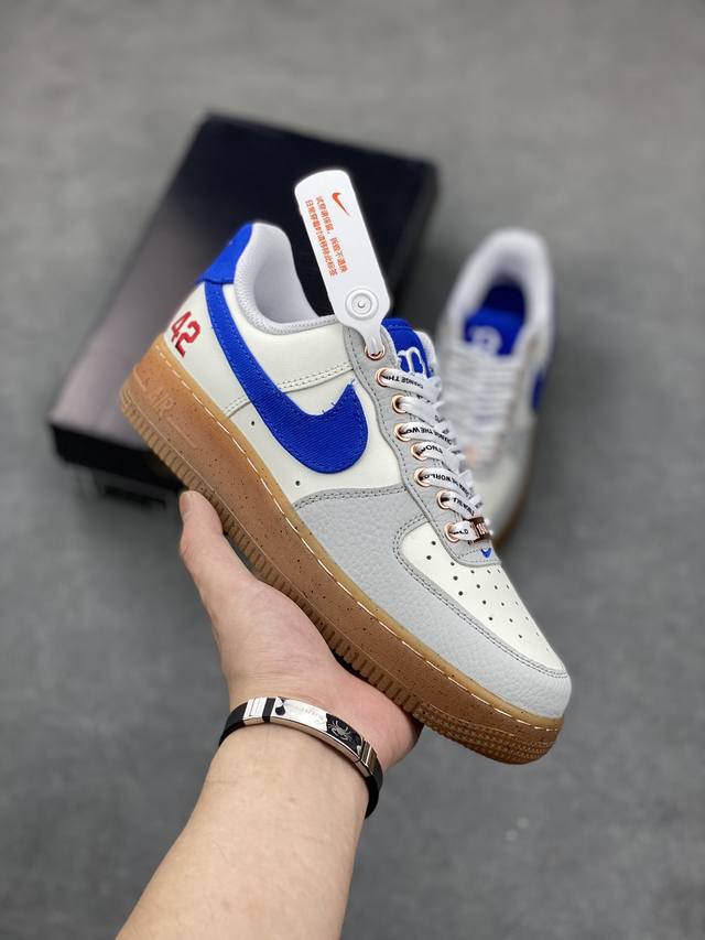 工厂套现 原本地 版本 Nike Air Force 1 Low 空军一号低帮百搭休闲运动板鞋。柔软、弹性十足的缓震性能和出色的中底设计，横跨复古与现代的外型结