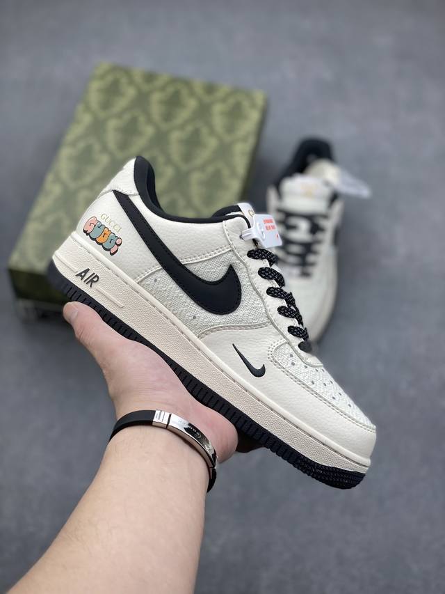 海外限量发售！公司级NIke Air Force 1 '07 Low “古驰联名--米黑亚麻”空军一号 低帮 运动鞋 休闲鞋 折边针车 工艺难度大 原楦头原纸板