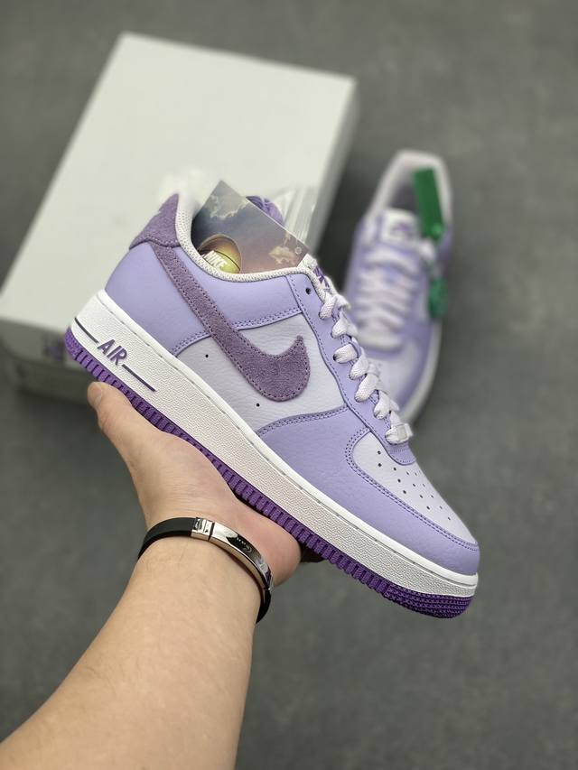 独家实拍 HY版本 内置芯片，可扫码版，支持手机NFC识别！ 纯原级别 Nike Air Force 1 Low 原厂冲刀皮料切割干净 无任何毛边 清洁度细节完